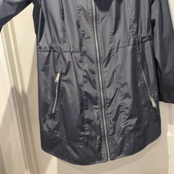Calvin Klein performance repel raincoat SZ small - Picture 4 of 12